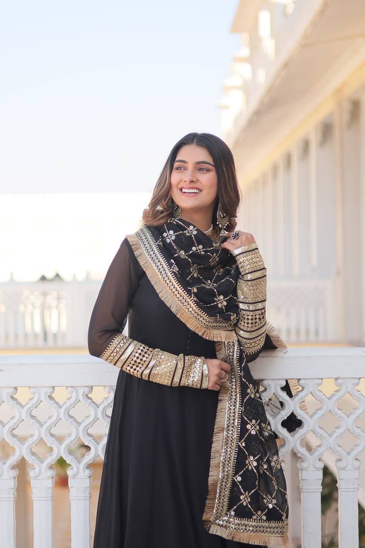 EMBELLISHED LONG FLAIR MAXI 3PC