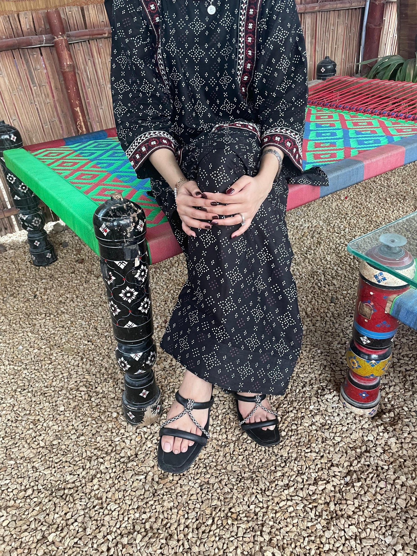 Embroidered Farshi 3PC (Lawn)