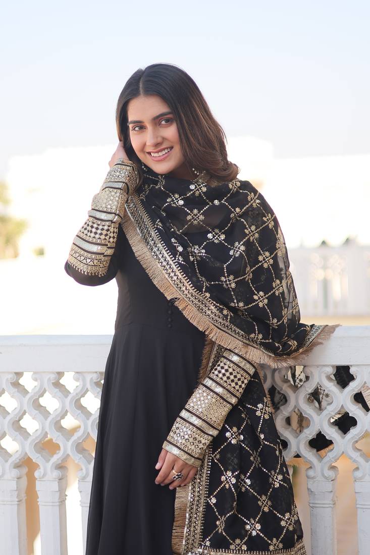 EMBELLISHED LONG FLAIR MAXI 3PC
